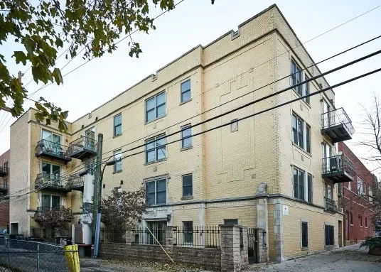 2BR Condo for Rent in Chicago, IL