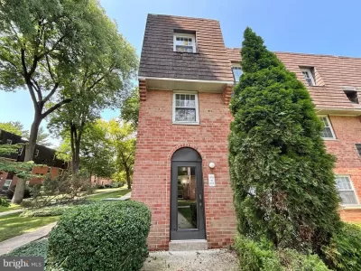 2BR Condo for Sale in Philadelphia, PA