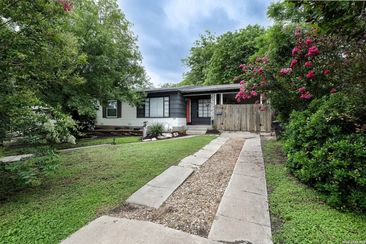 3BR House for Sale in San Antonio, TX