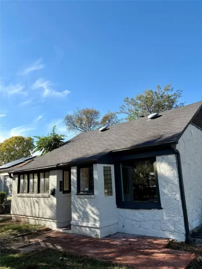 2BR House for Sale in Dallas, TX