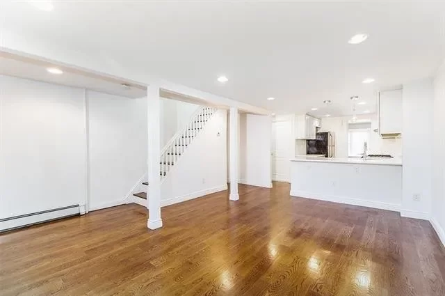 2BR House for Rent in Jersey City, NJ