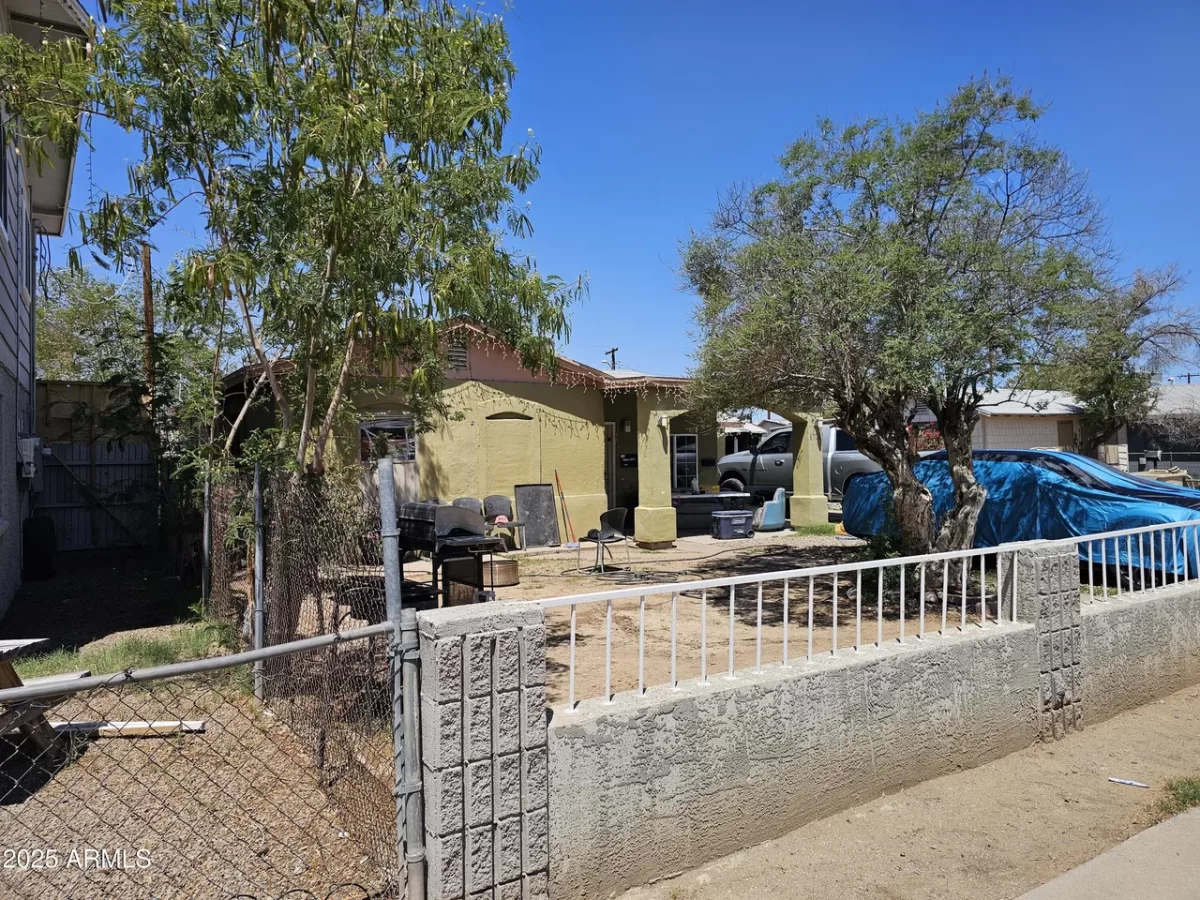 3BR House for Sale in Glendale, AZ