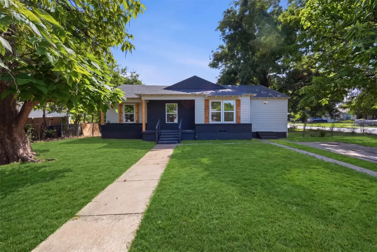 4BR House for Sale in Dallas, TX