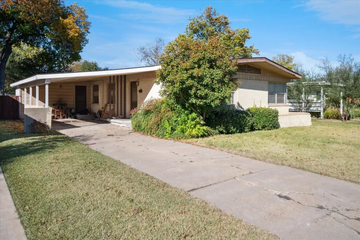3BR House for Sale in Dallas, TX