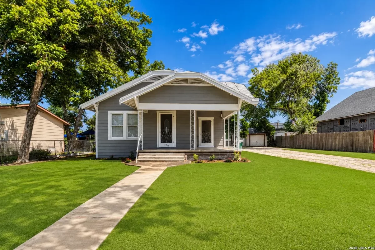 3BR House for Sale in San Antonio, TX