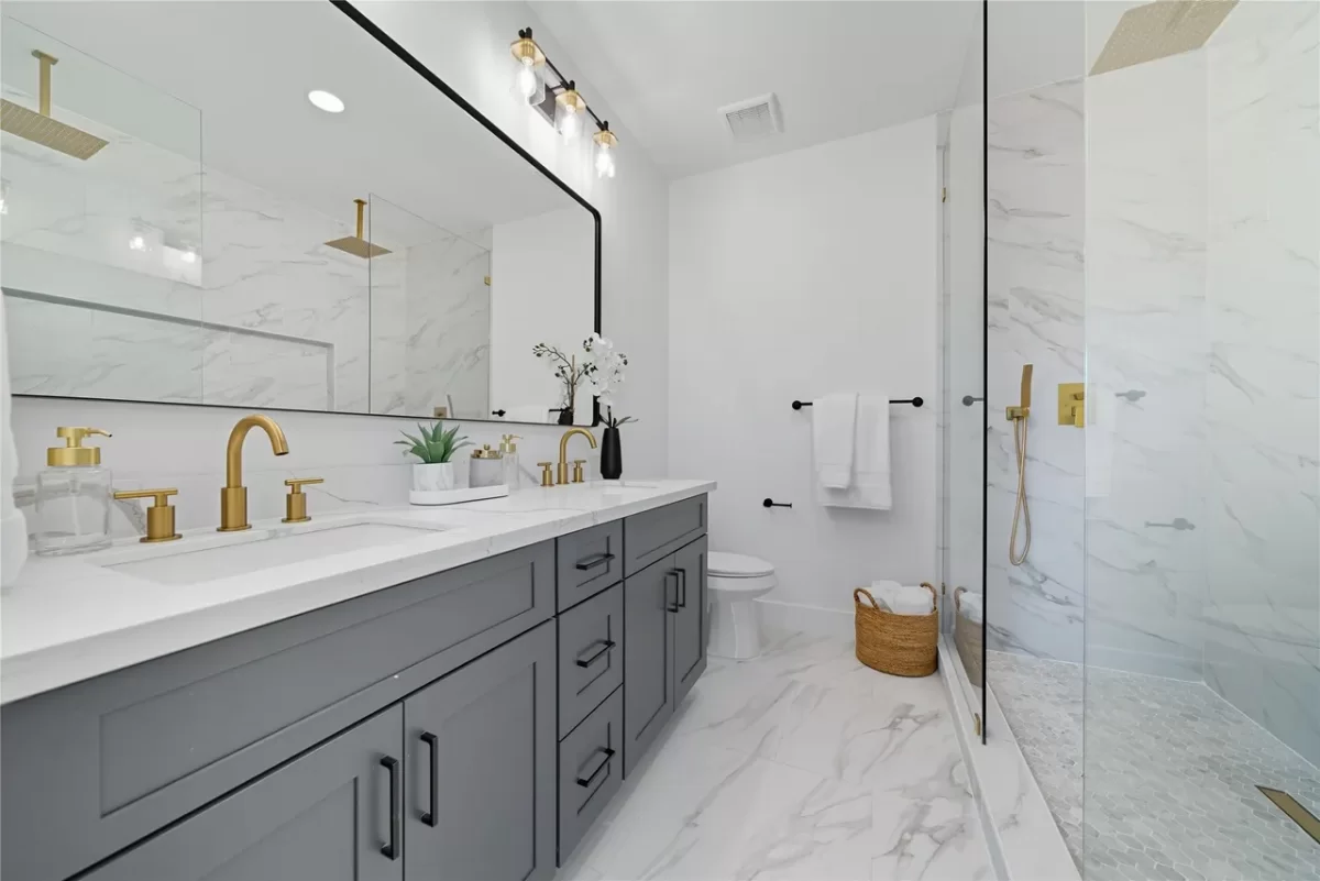 4BR House for Sale in Houston, TX