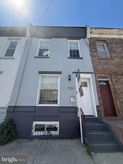 2BR Townhouse for Sale in Philadelphia, PA