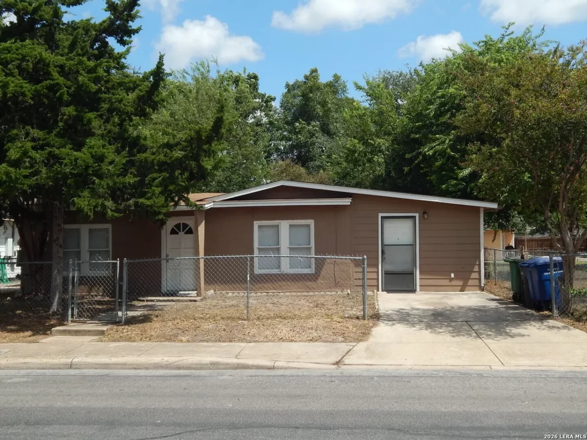 3BR House for Sale in San Antonio, TX