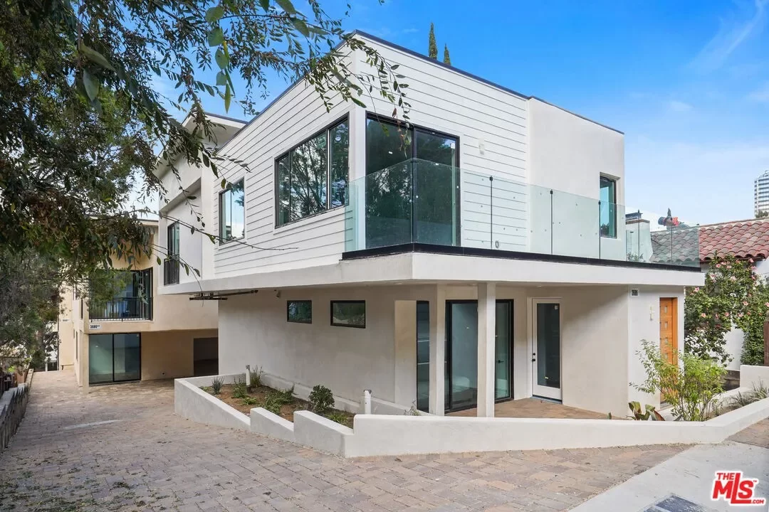 3BR House for Sale in Los Angeles, CA