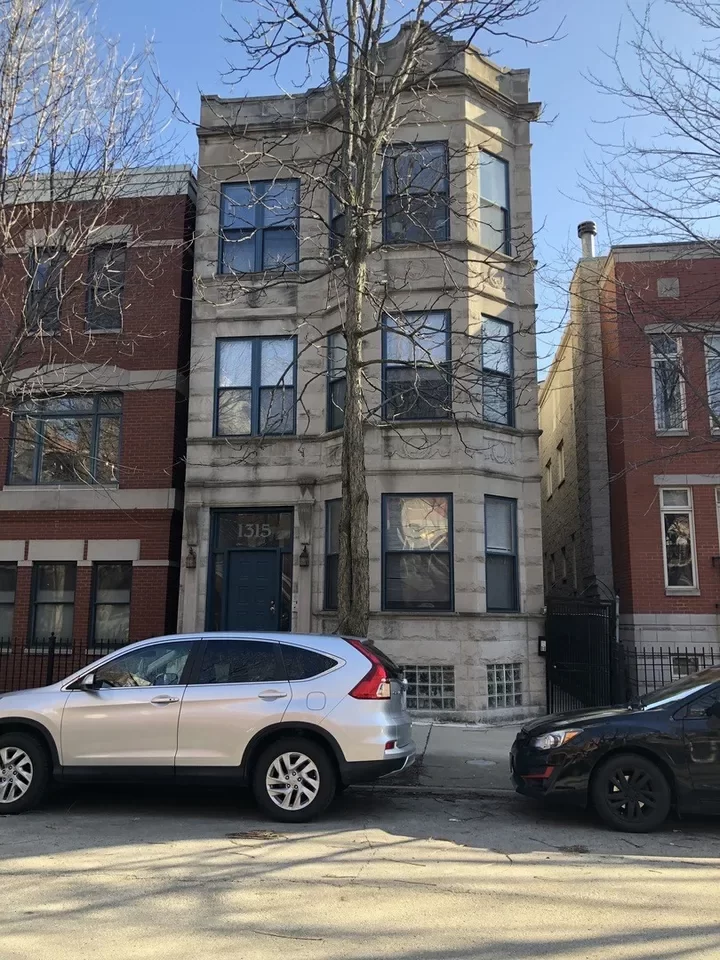 3BR House for Rent in Chicago, IL