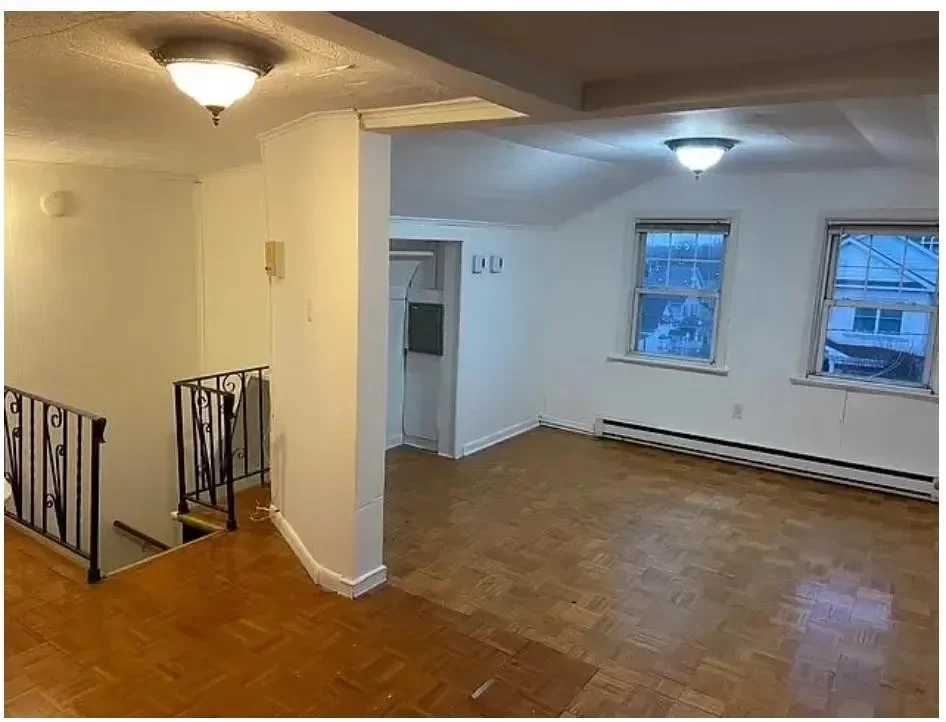 Multi-Family for Rent in Lyndhurst, NJ