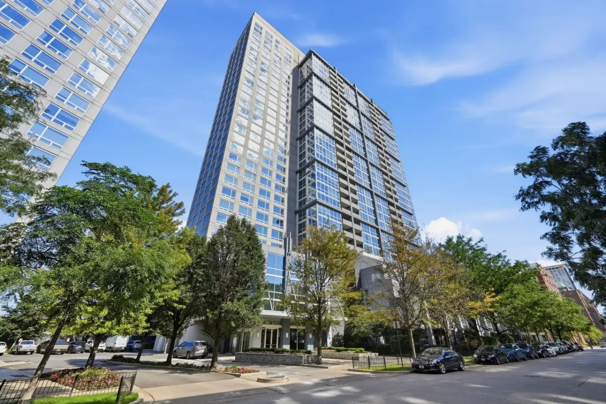 1BR Condo for Sale in Chicago, IL