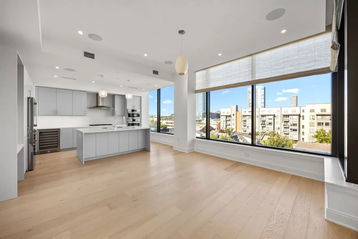2BR Condo for Sale in Houston, TX