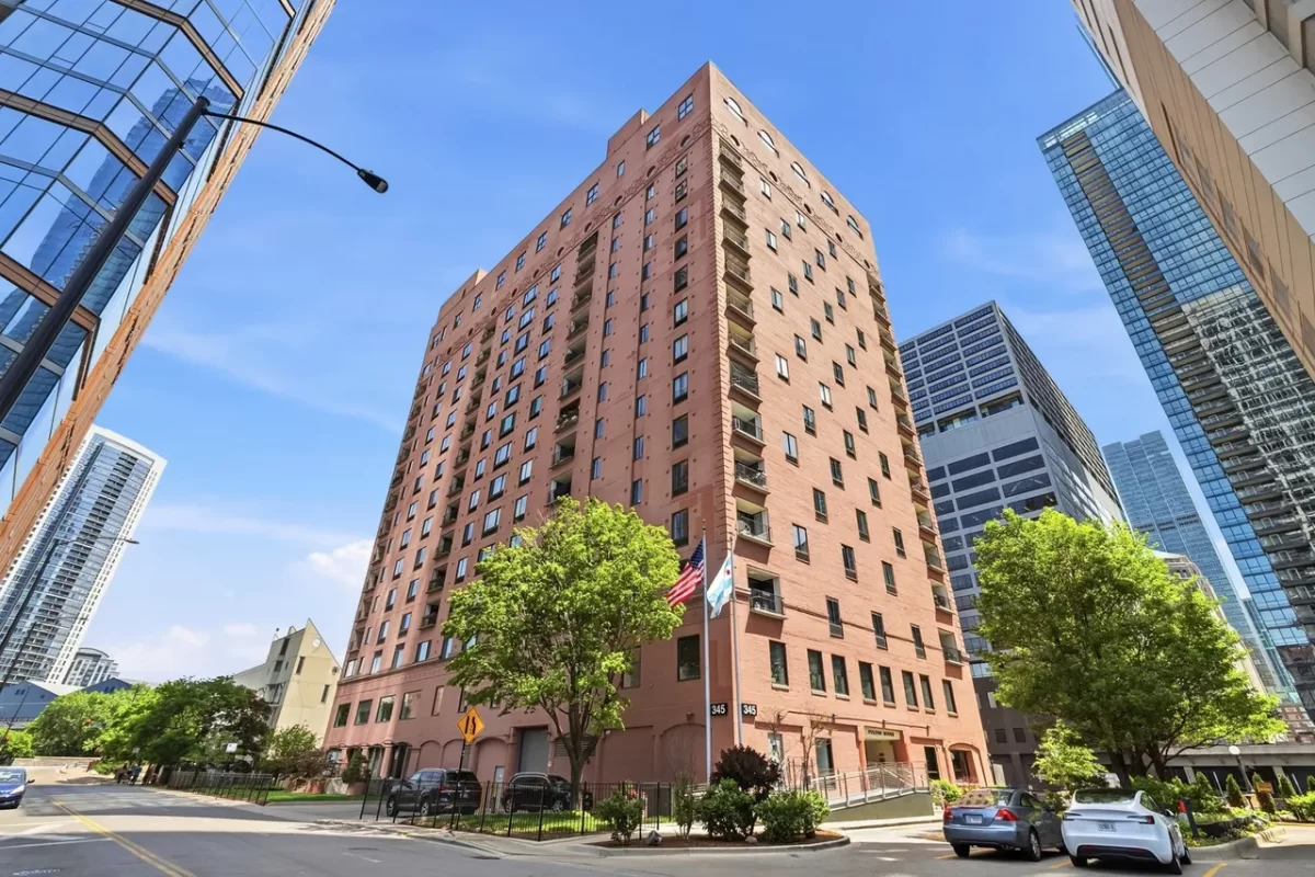 1BR Condo for Sale in Chicago, IL