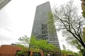 Condo for Rent in Chicago, IL
