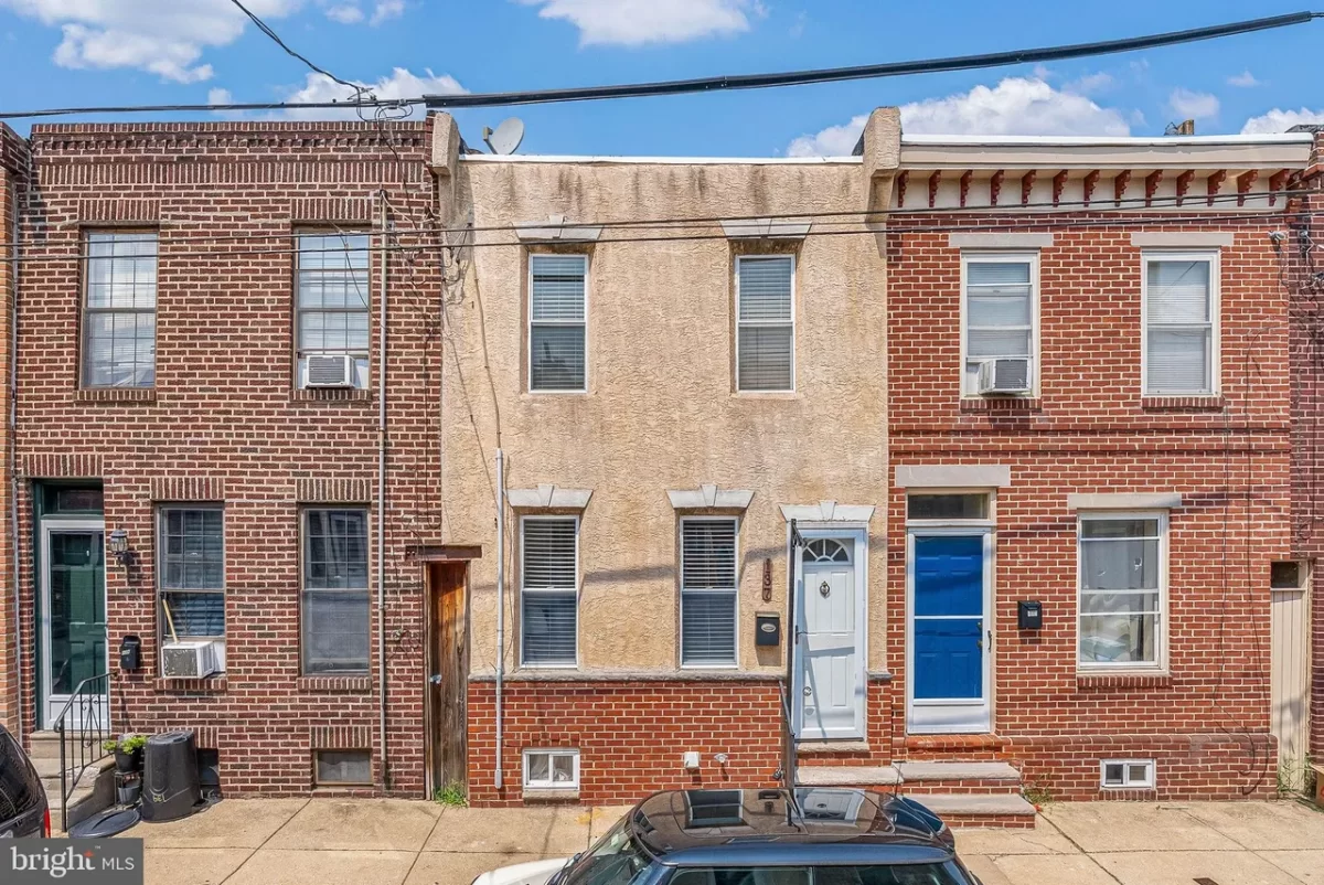 2BR Townhouse for Sale in Philadelphia, PA