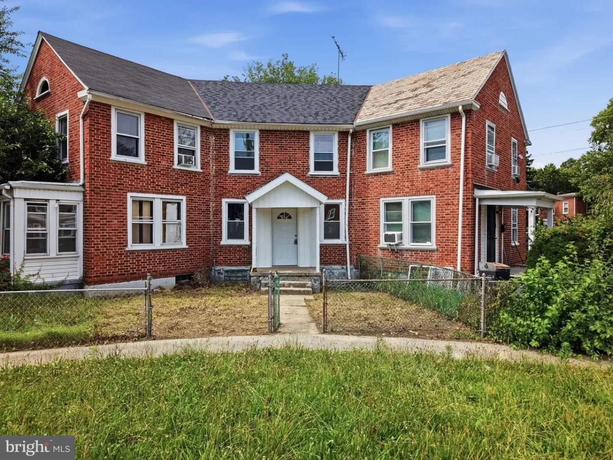2BR Townhouse for Sale in Camden, NJ