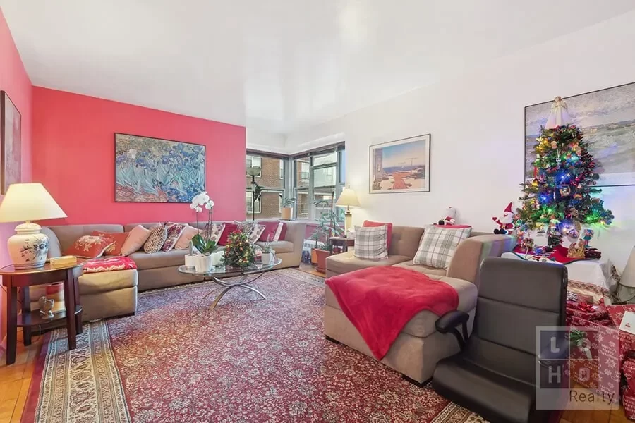 3BR Apartment for Sale in New York, NY