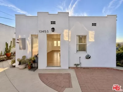 2BR House for Rent in Los Angeles, CA