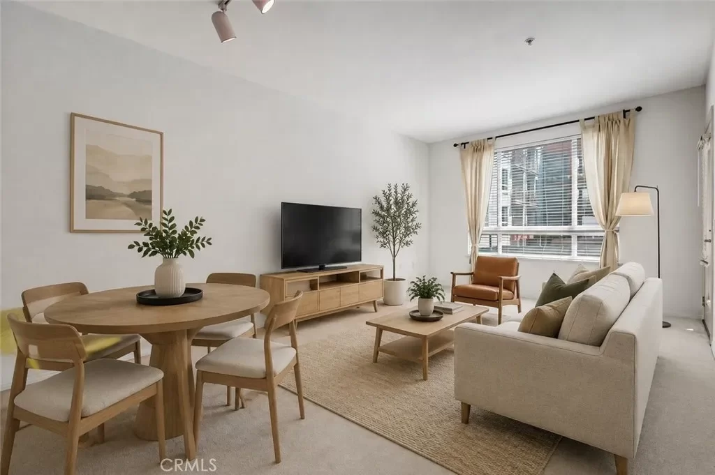 1BR Condo for Sale in Los Angeles, CA