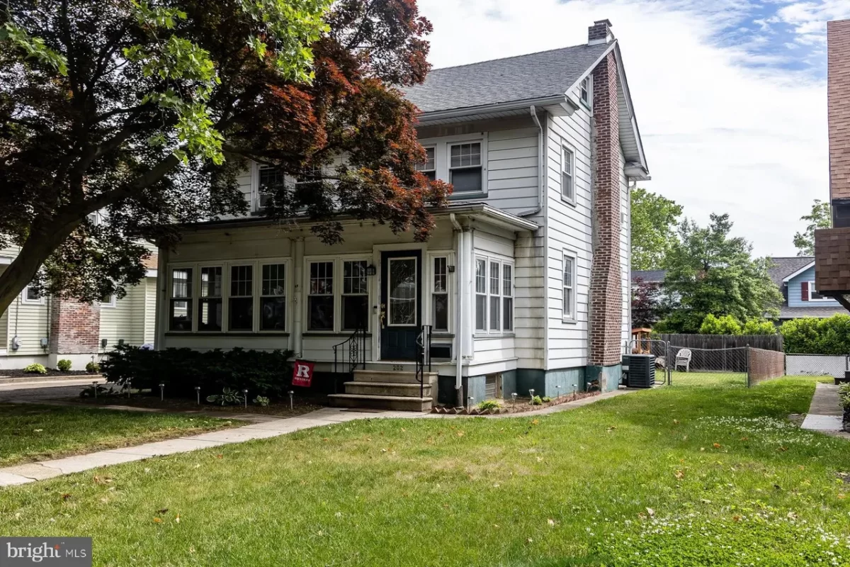 3BR House for Sale in Westmont, NJ