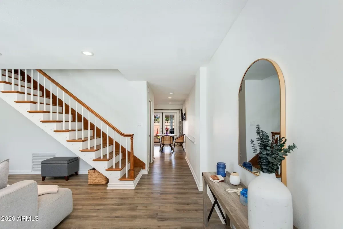 3BR Townhouse for Sale in Phoenix, AZ