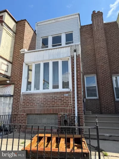 3BR Townhouse for Sale in Philadelphia, PA
