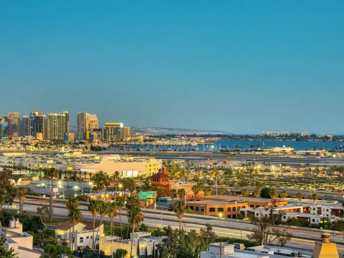 4BR House for Sale in San Diego, CA