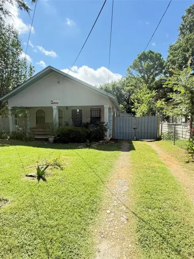 3BR House for Sale in Dallas, TX