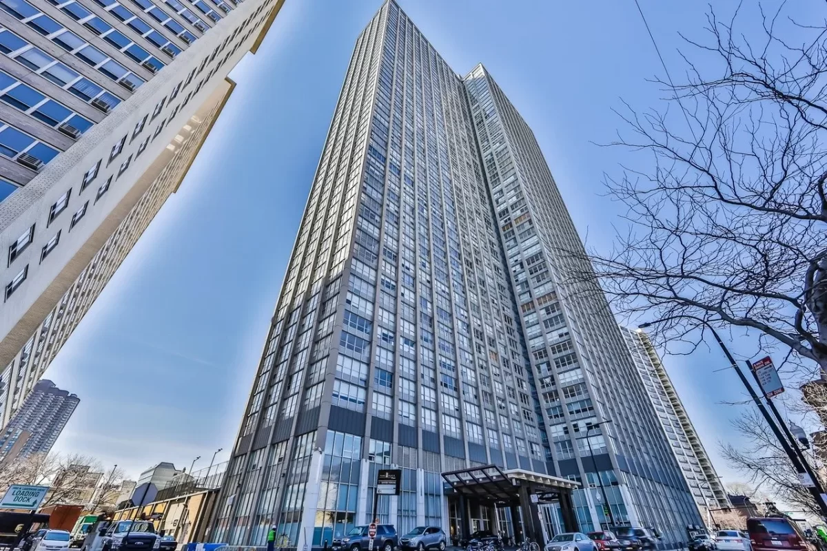 2BR Condo for Rent in Chicago, IL
