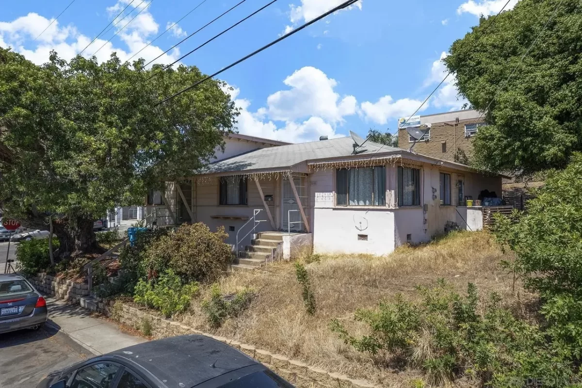 2BR House for Sale in San Diego, CA