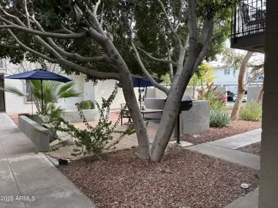 2BR Condo for Sale in Phoenix, AZ