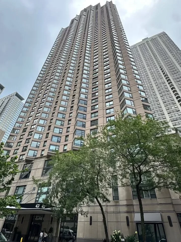 1BR Condo for Sale in Chicago, IL