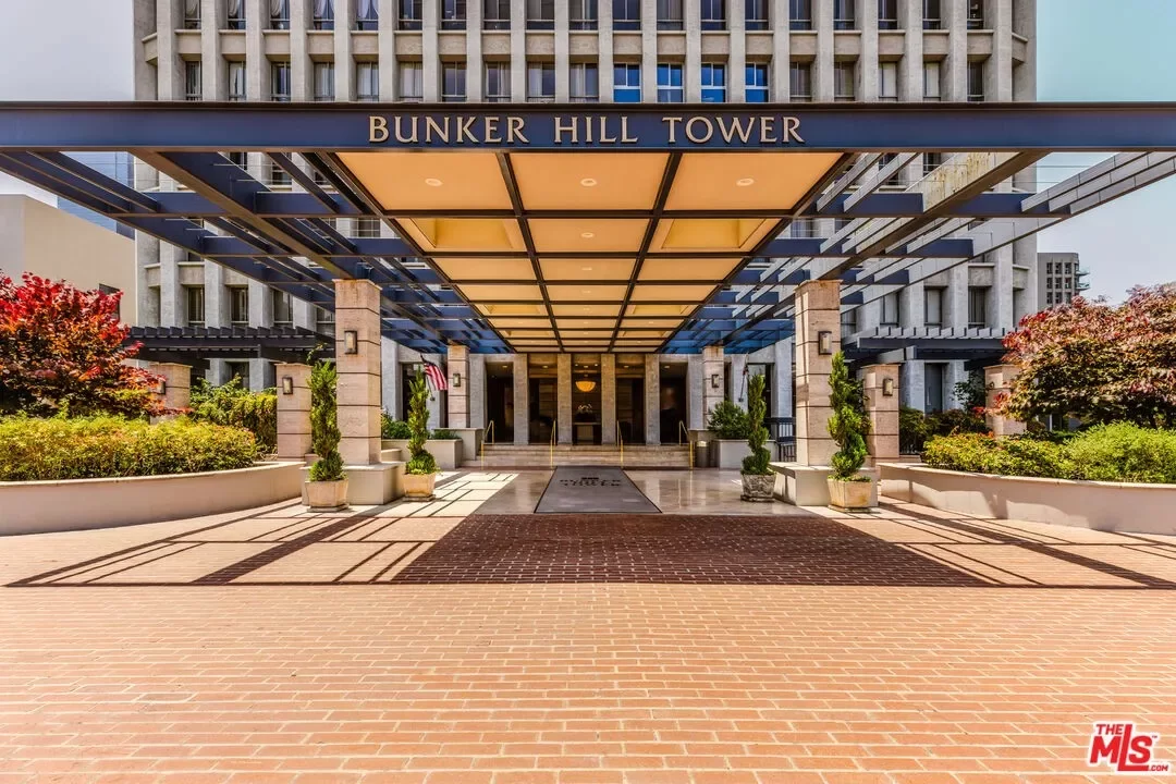 2BR Condo for Sale in Los Angeles, CA