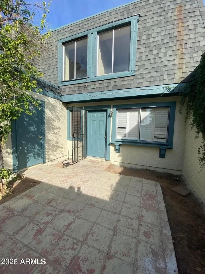 2BR Townhouse for Sale in Phoenix, AZ