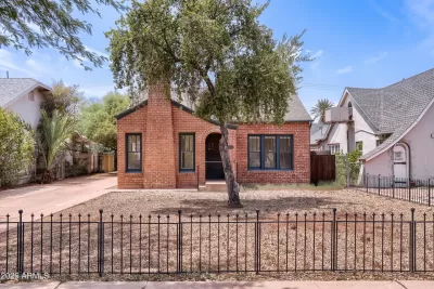 2BR House for Sale in Phoenix, AZ