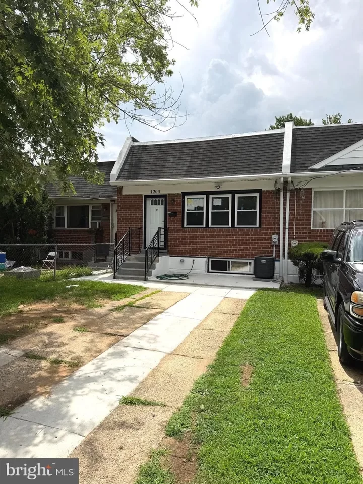 3BR Townhouse for Sale in Camden, NJ