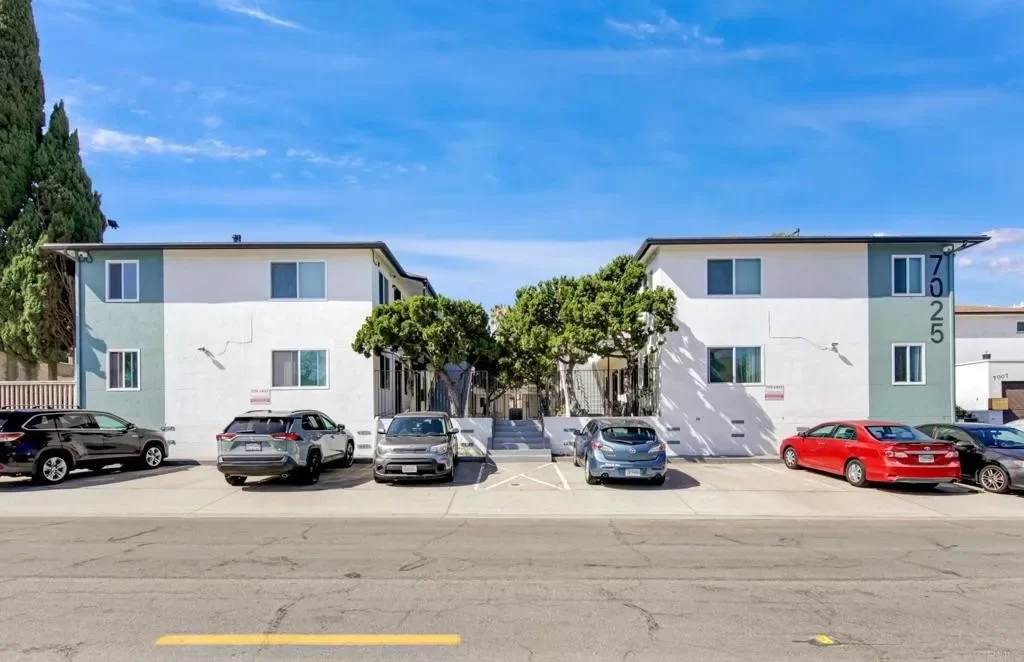 3BR Multi-Family for Sale in La Mesa, CA