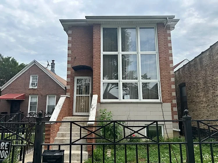 4BR House for Sale in Chicago, IL