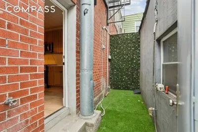 House for Rent in Brooklyn, NY
