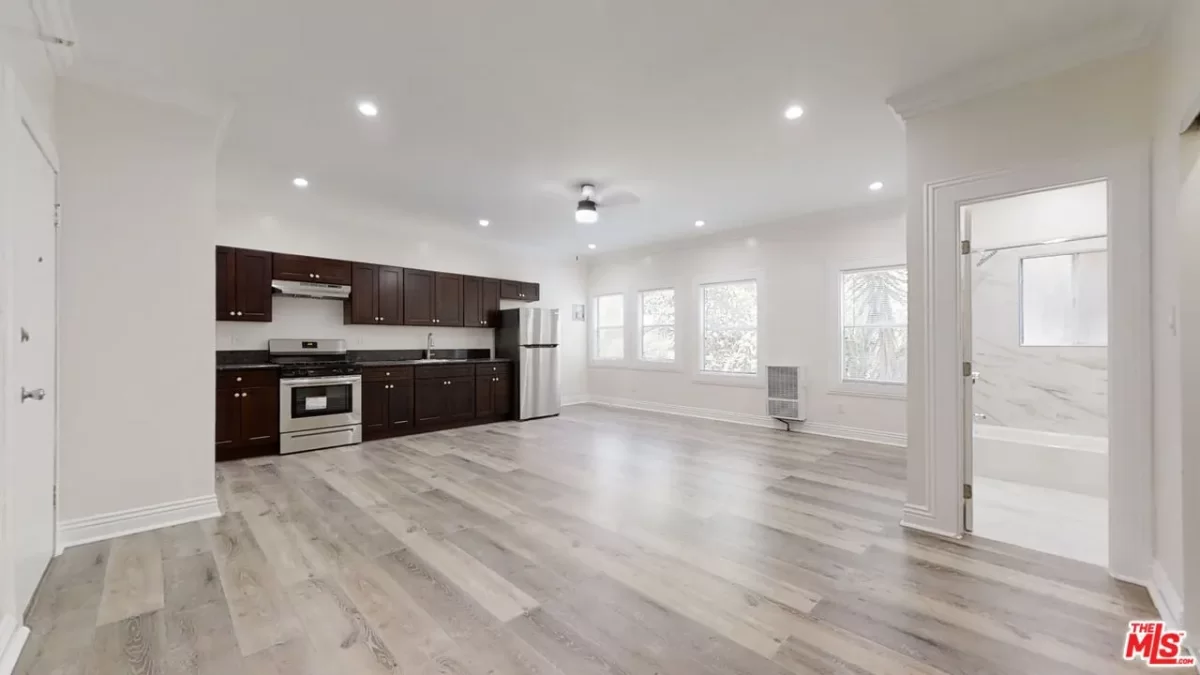 Condo for Rent in Los Angeles, CA