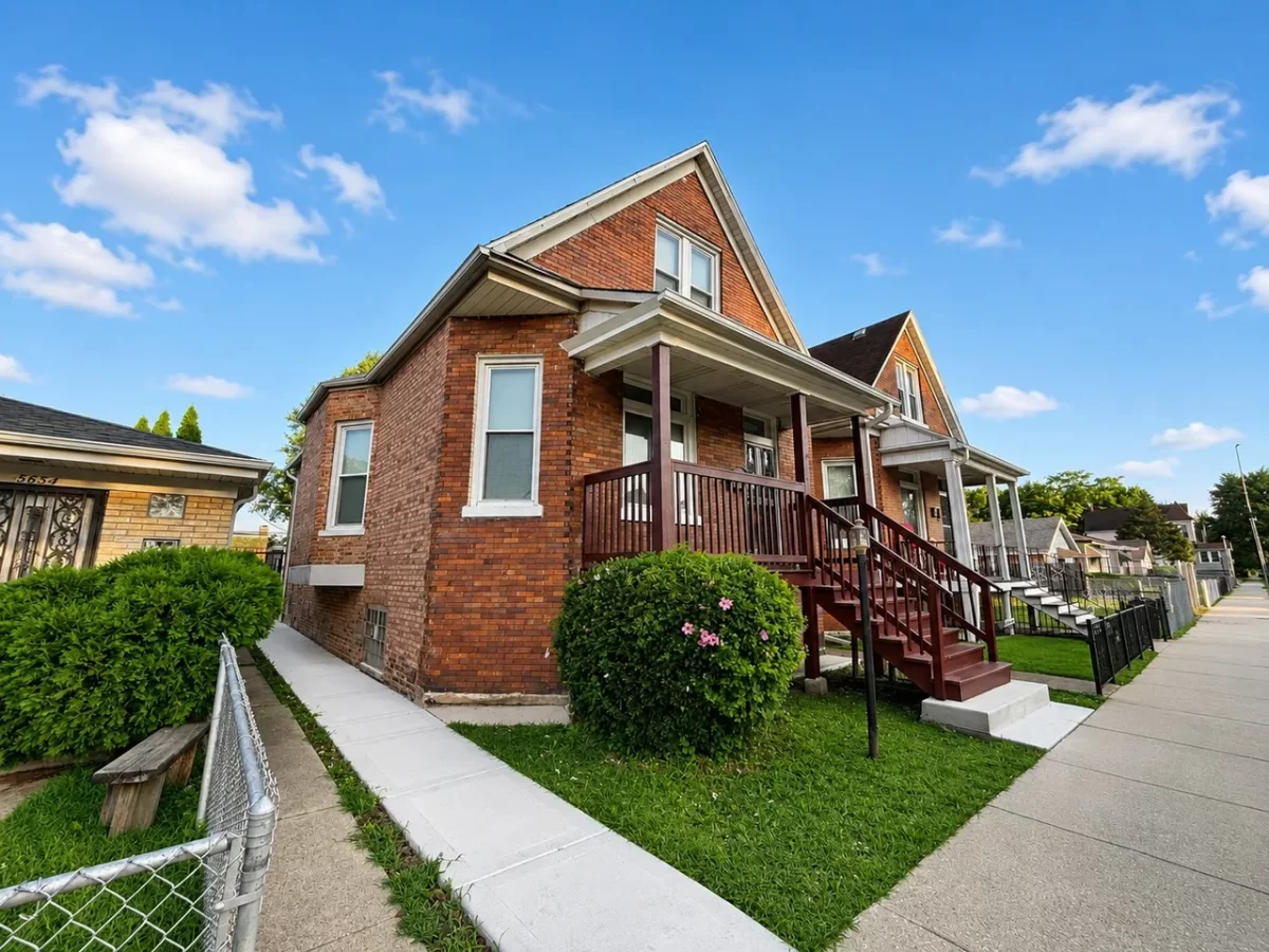 4BR House for Sale in Chicago, IL