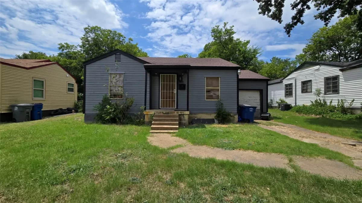 2BR House for Sale in Dallas, TX