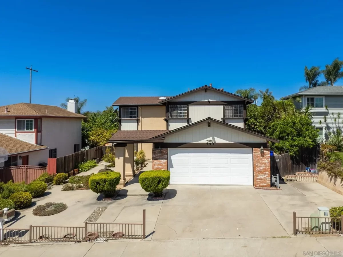 5BR House for Sale in San Diego, CA