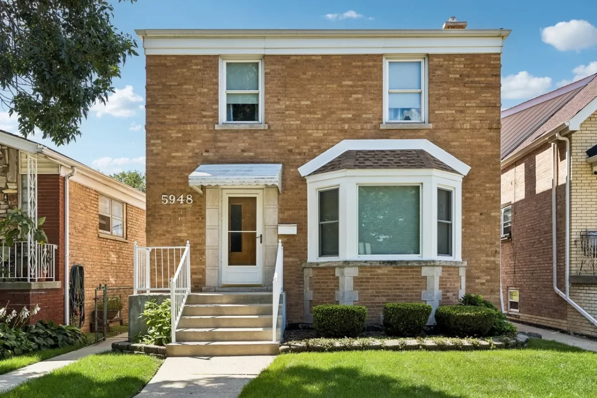 3BR House for Sale in Chicago, IL