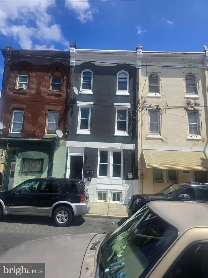 2BR Townhouse for Rent in Philadelphia, PA
