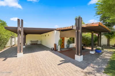 2BR House for Sale in Phoenix, AZ