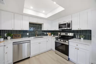 2BR Townhouse for Sale in Glendale, AZ