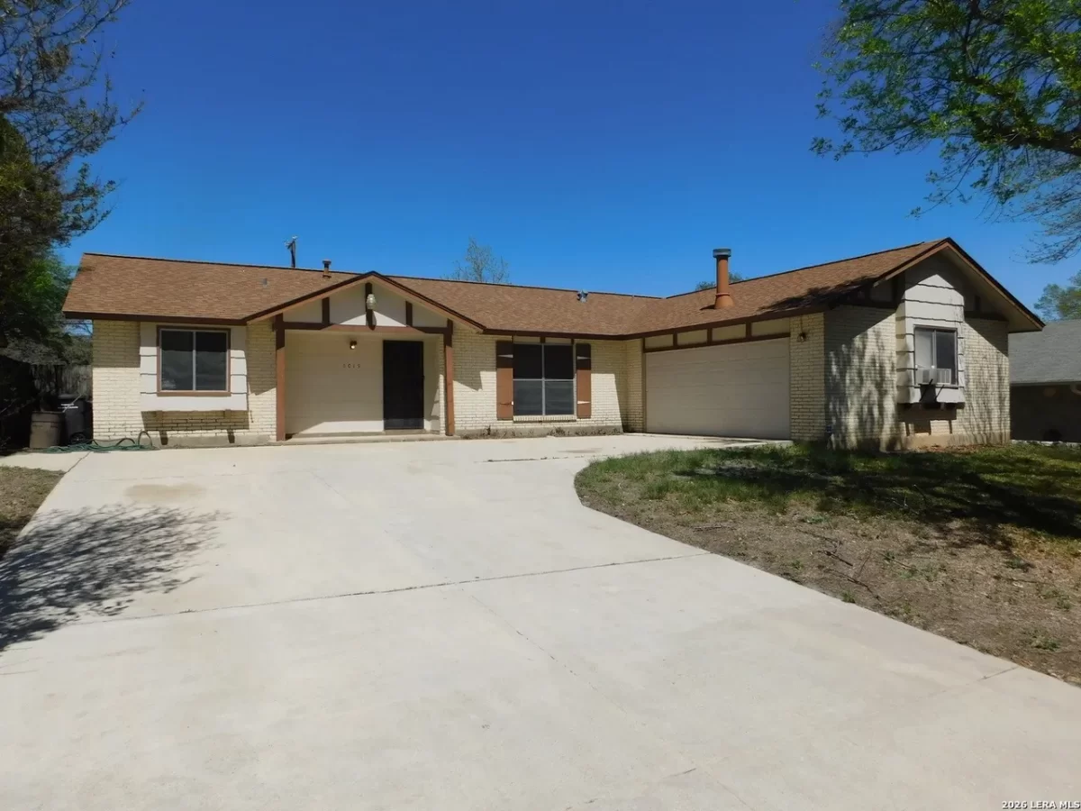 4BR House for Sale in San Antonio, TX