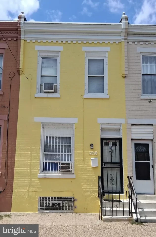 2BR Townhouse for Sale in Philadelphia, PA